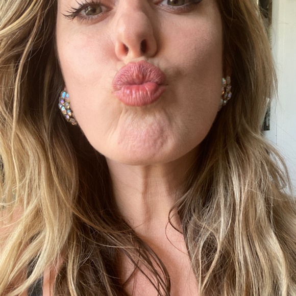 Vintage clip on earrings - Picture 9 of 12